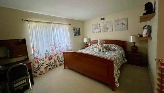 Julia's room