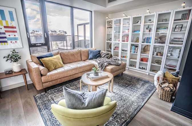 Mark Kay's room