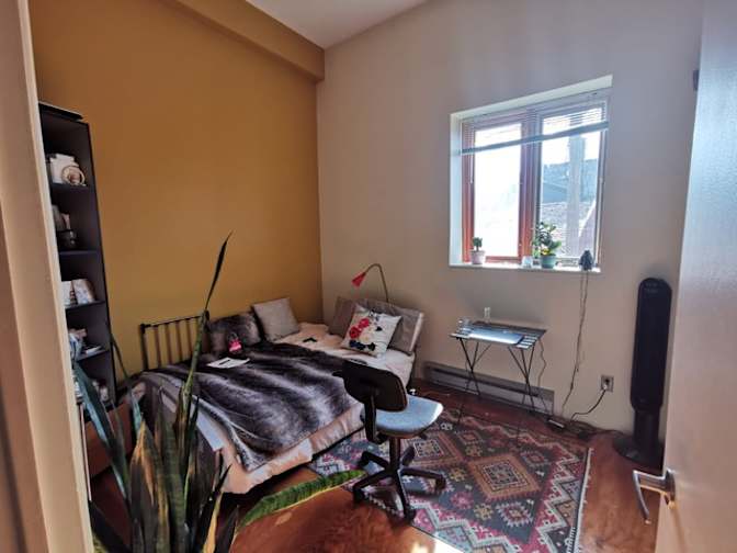 Gary's room