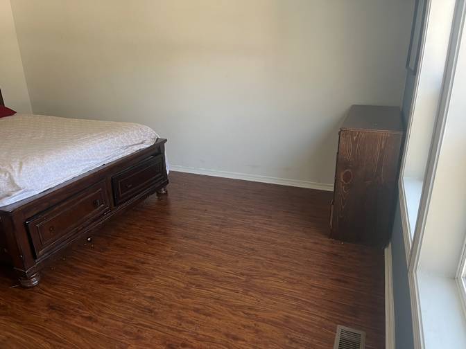 Vale's room