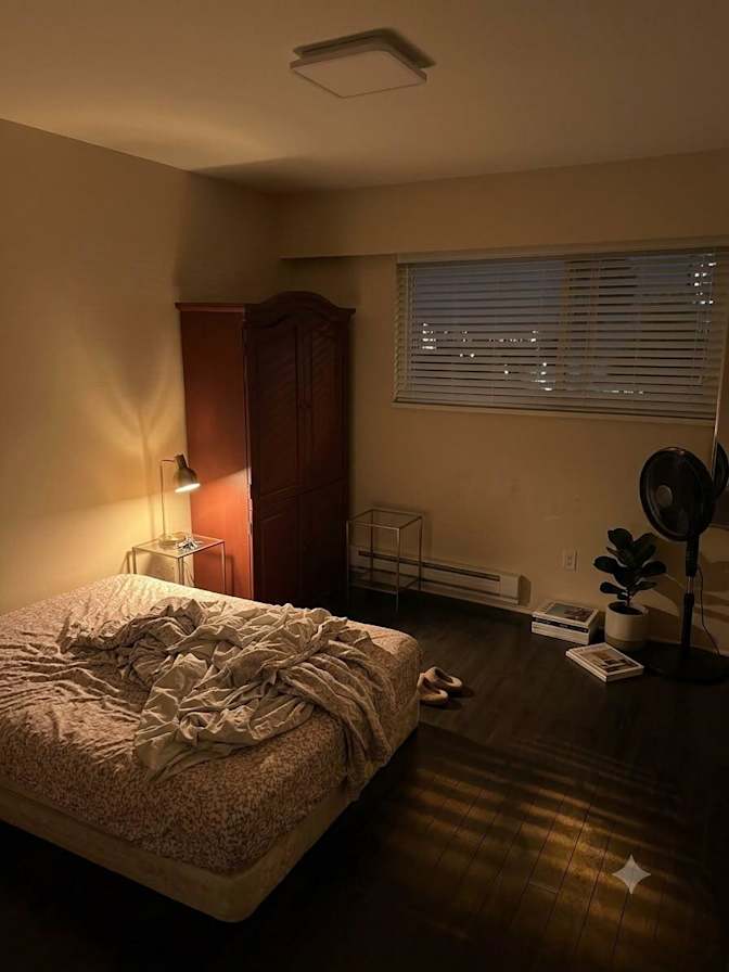 Tj's room