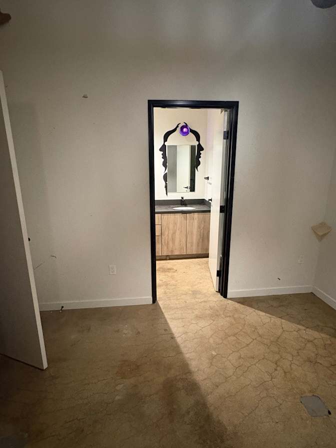 warner's room