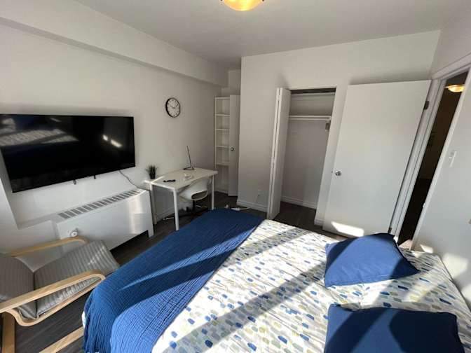 Serdar's room