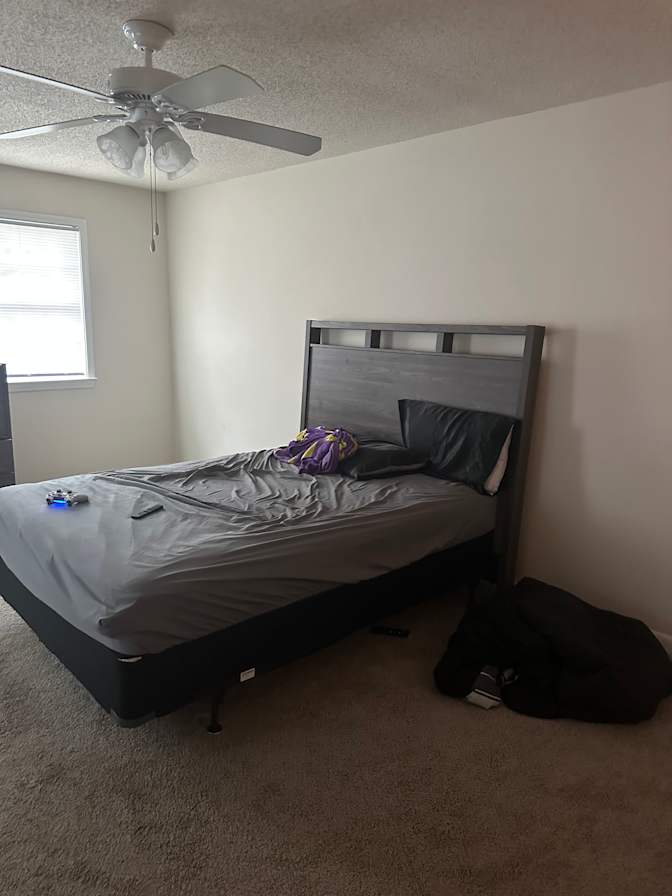 Tarell's room