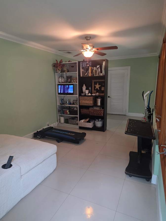 HGB's room