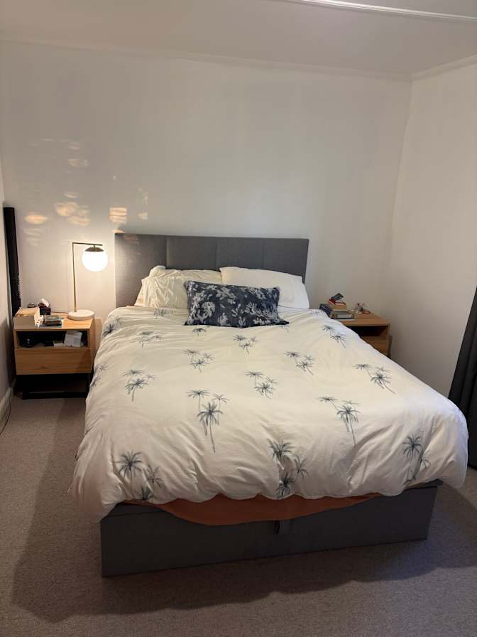 Tom's room