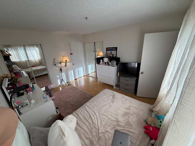Melissa's room
