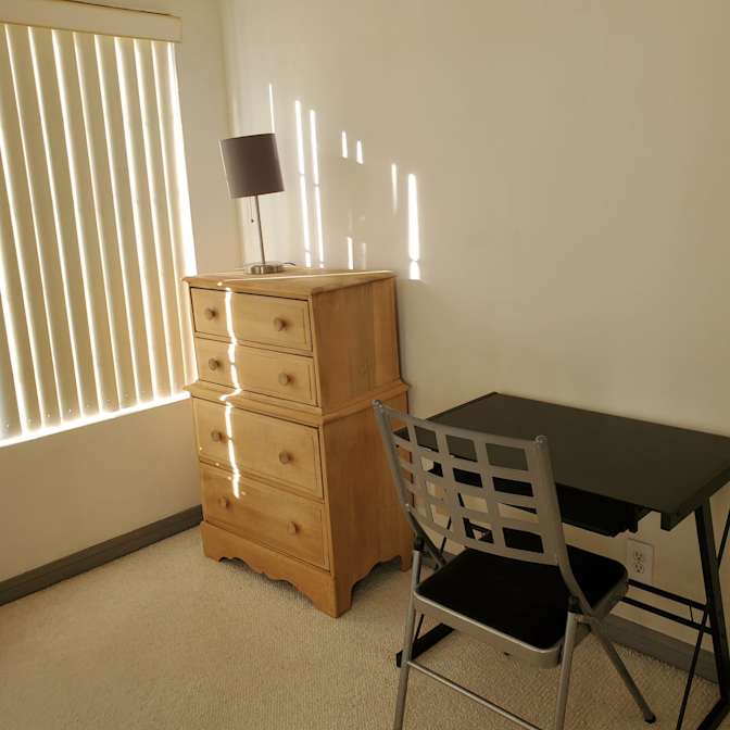 Roxana Sacre's room