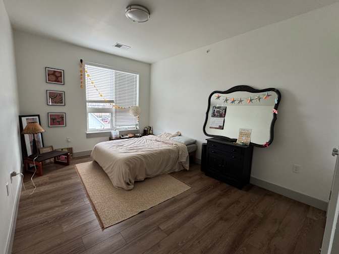 Isabela's room