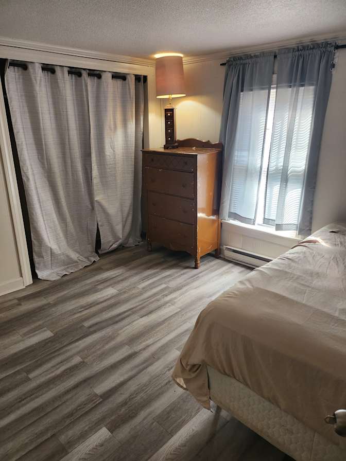 West Rooms please call if interested's room