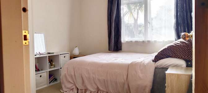 Anamaría's room