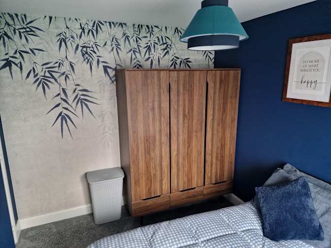 Tony's room