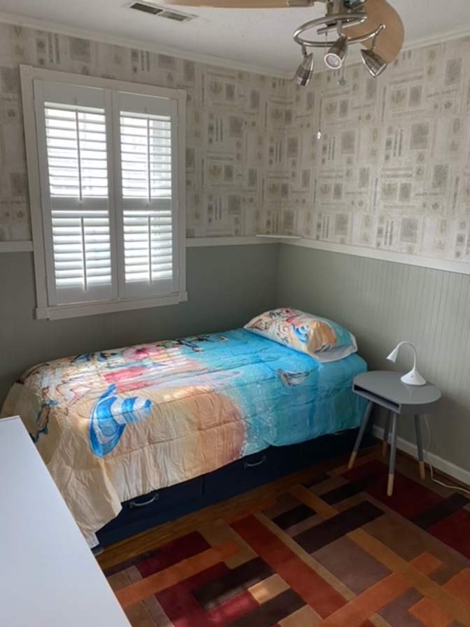 mark's room