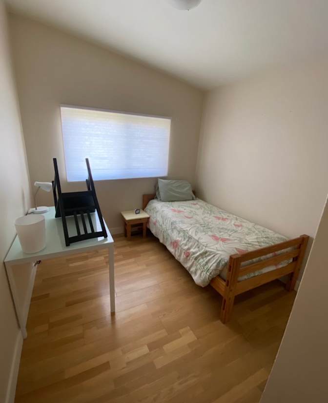 SHY's room