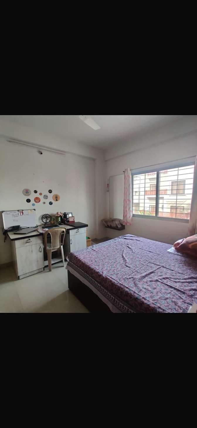 Hitaishri's room