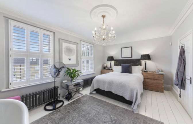 Adrien's room