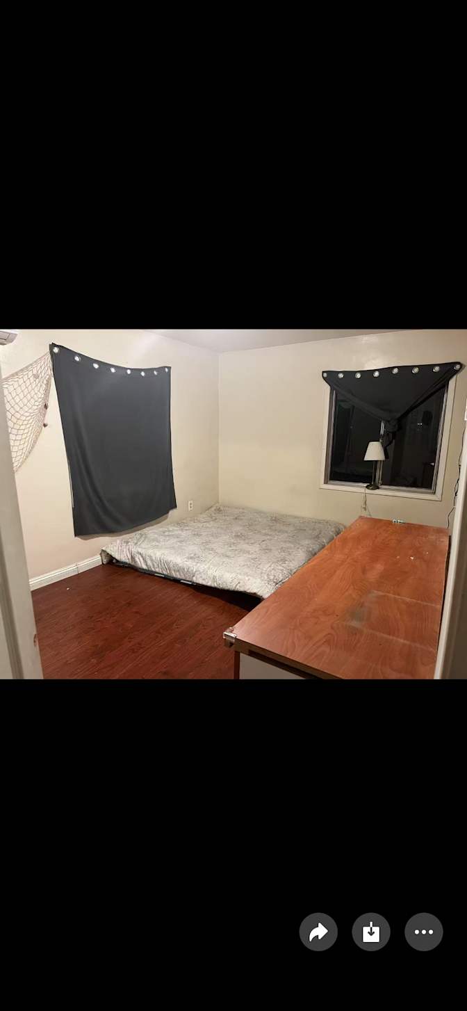 Tien's room