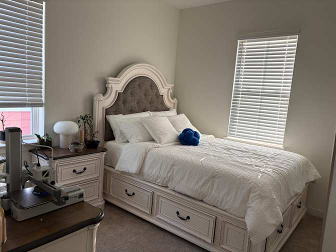 Yessica's room