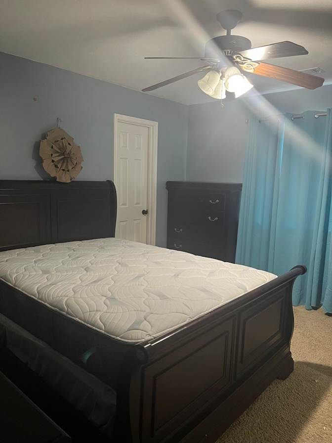 Gladys's room