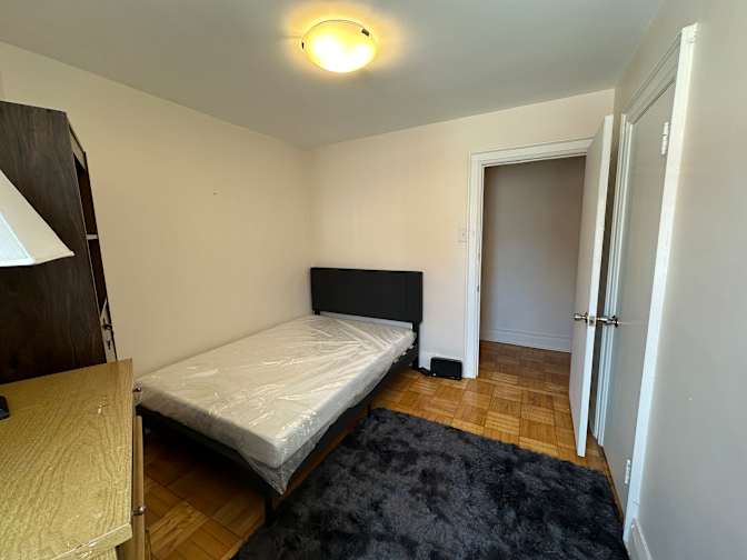 Naresh's room
