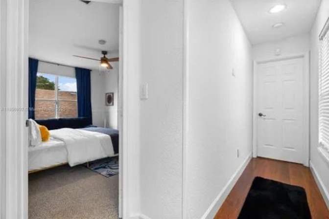 Karol G's room