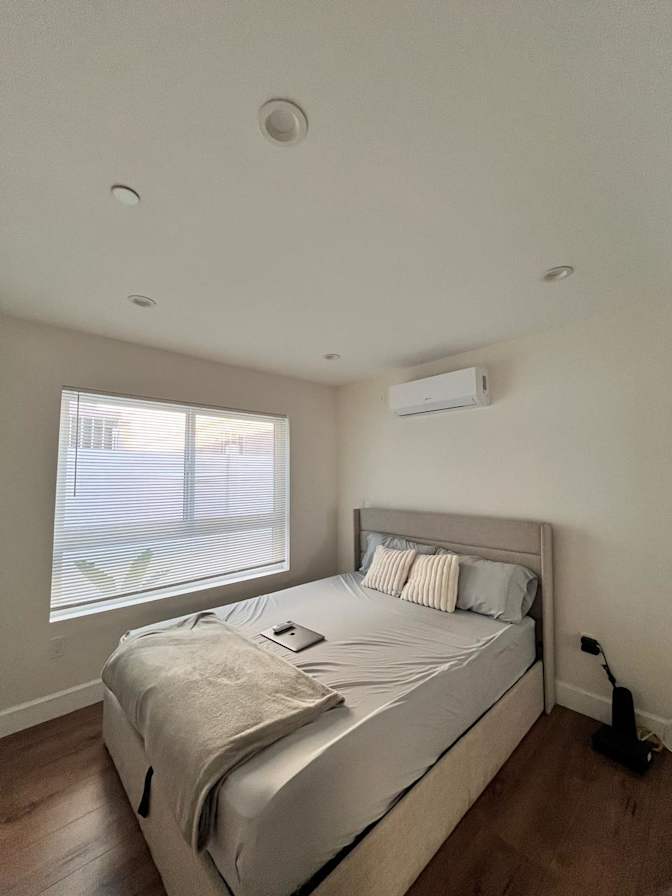Larissa's room