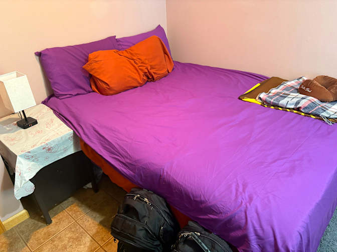 Parsa's room