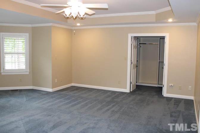 Alcove Rooms's room