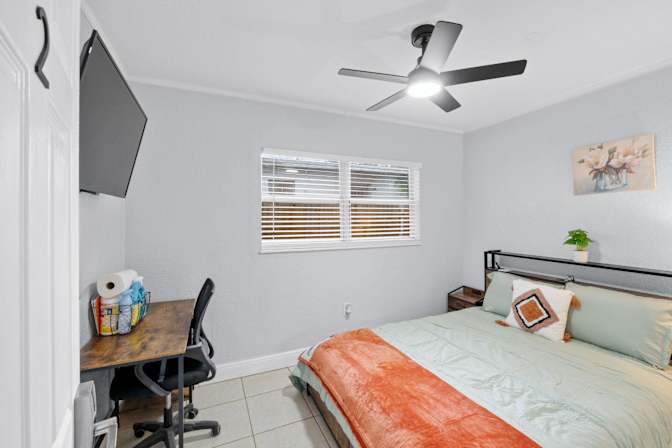 PadSplit's room