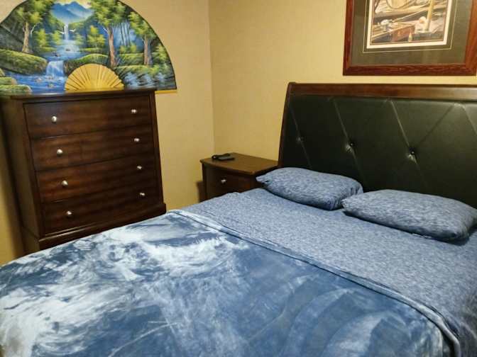 Carl's room