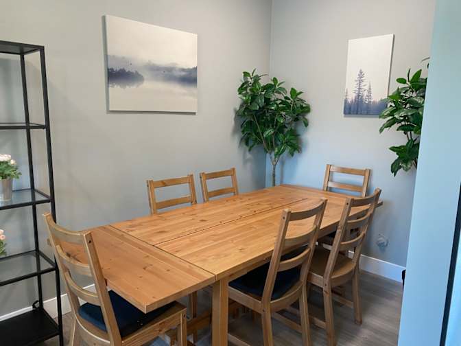 Remax Rentals's room