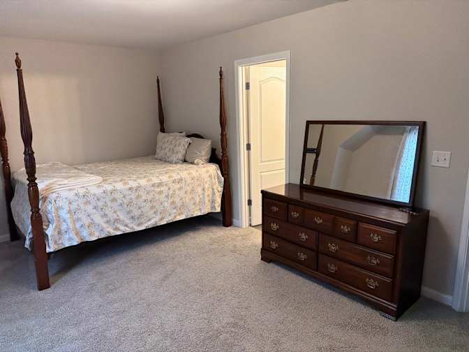 Lu's room