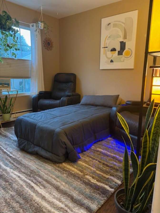 AnnandMatt's room