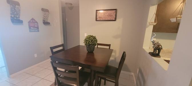 Cozy Home Away Rentals's room