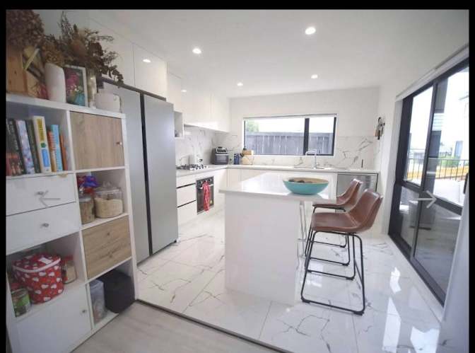 Yvie's room