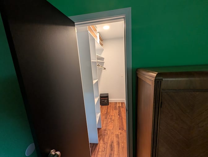 Dustin's room