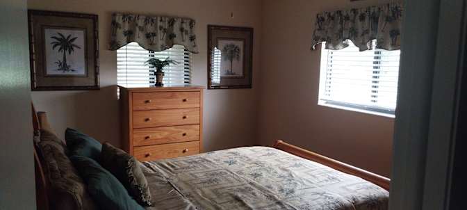 Steven G Caldwell's room