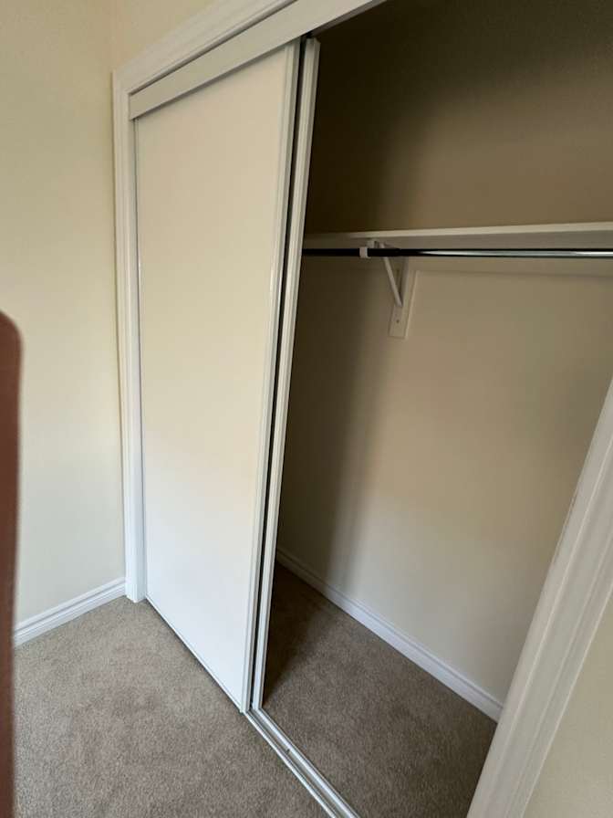 Shuning (Jane) You's room