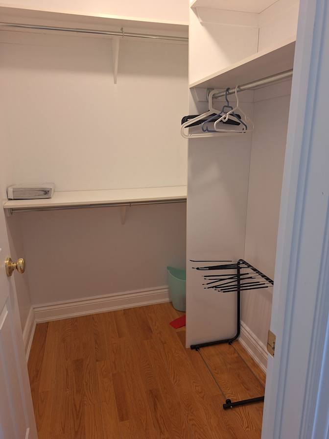 Al's room