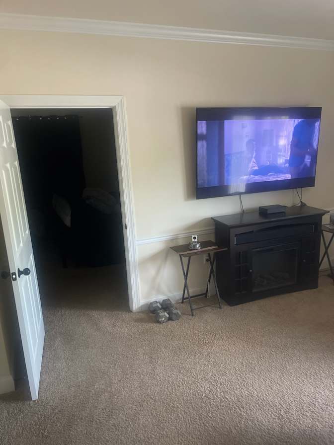 Ethan Dixon's room