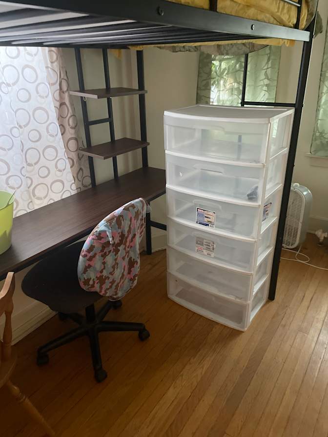Han's room