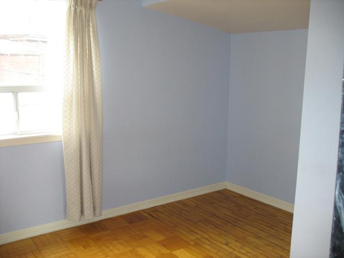 Lynda's room