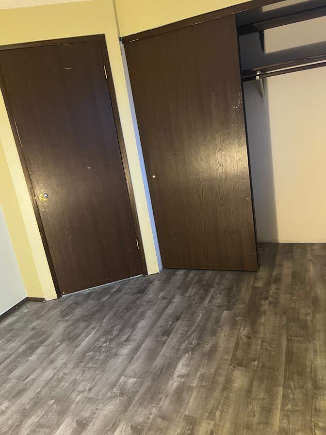 Vale's room