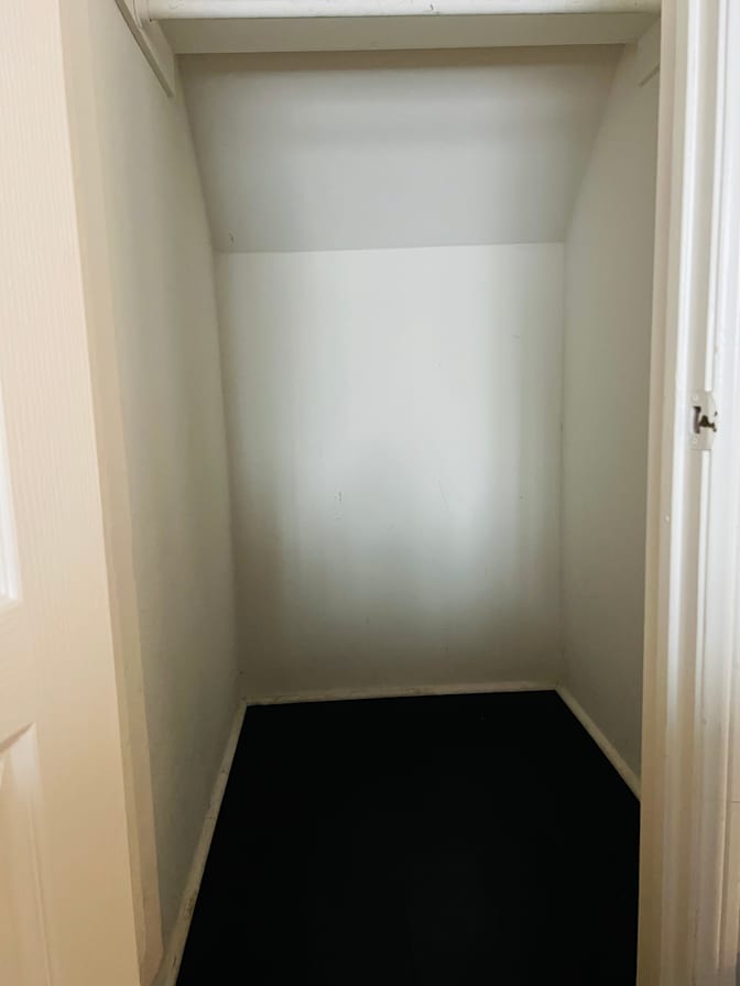 Marie's Rooms's room