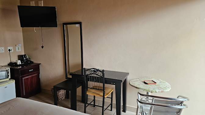 Judith Van Wyk's room