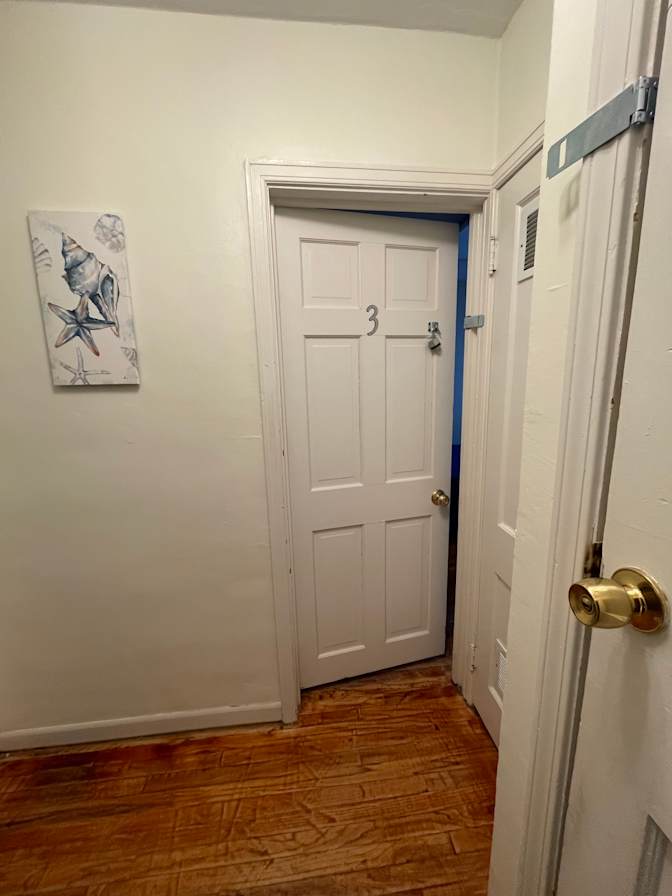 James U's room