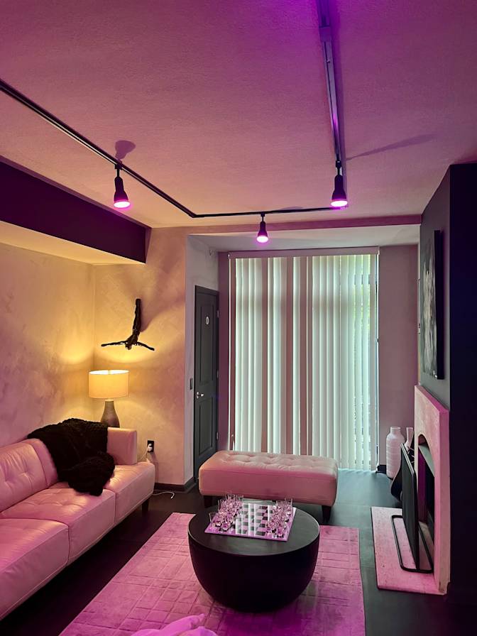 Paris's room