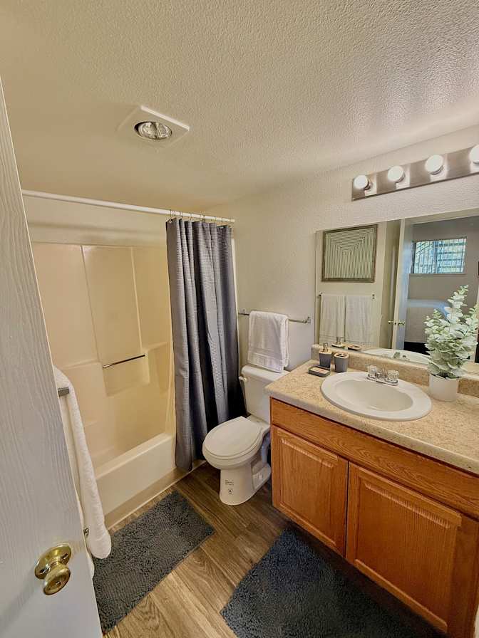 Pine View Village's room