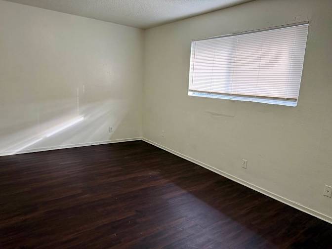 Dorris's room