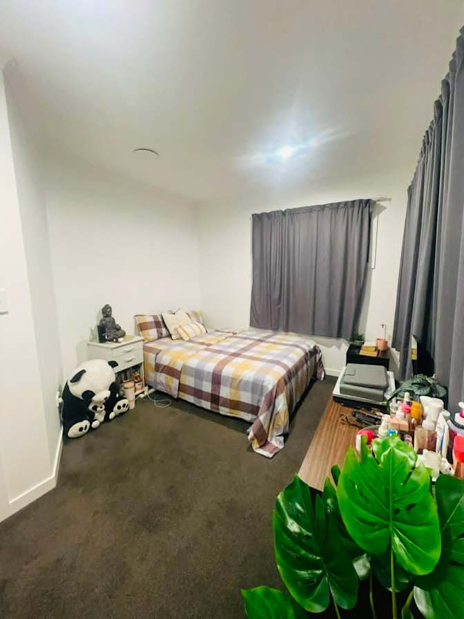 Yu Hsiang Lin's room